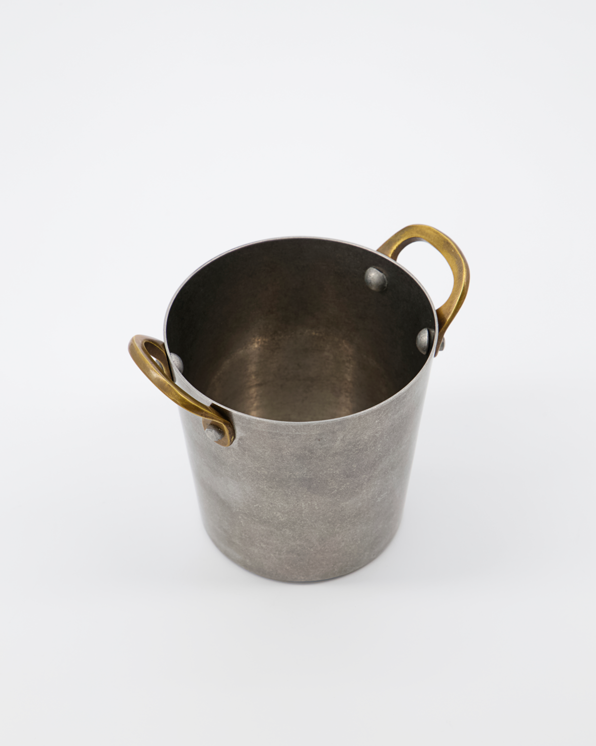 Bucket NV