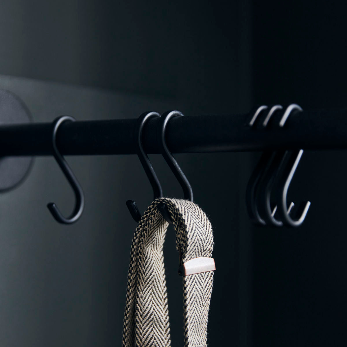 S-Haken SCHWARZ | Klein