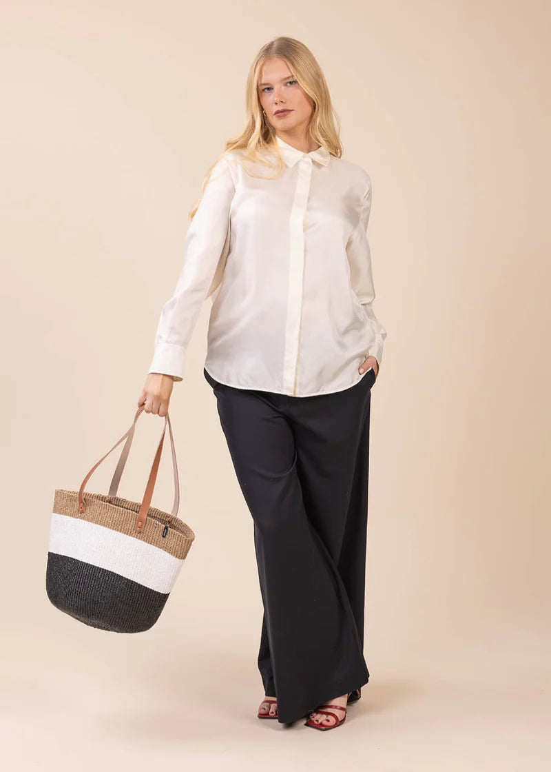 Umhängetasche KIONDO | M Braun / Weiss / Schwarz