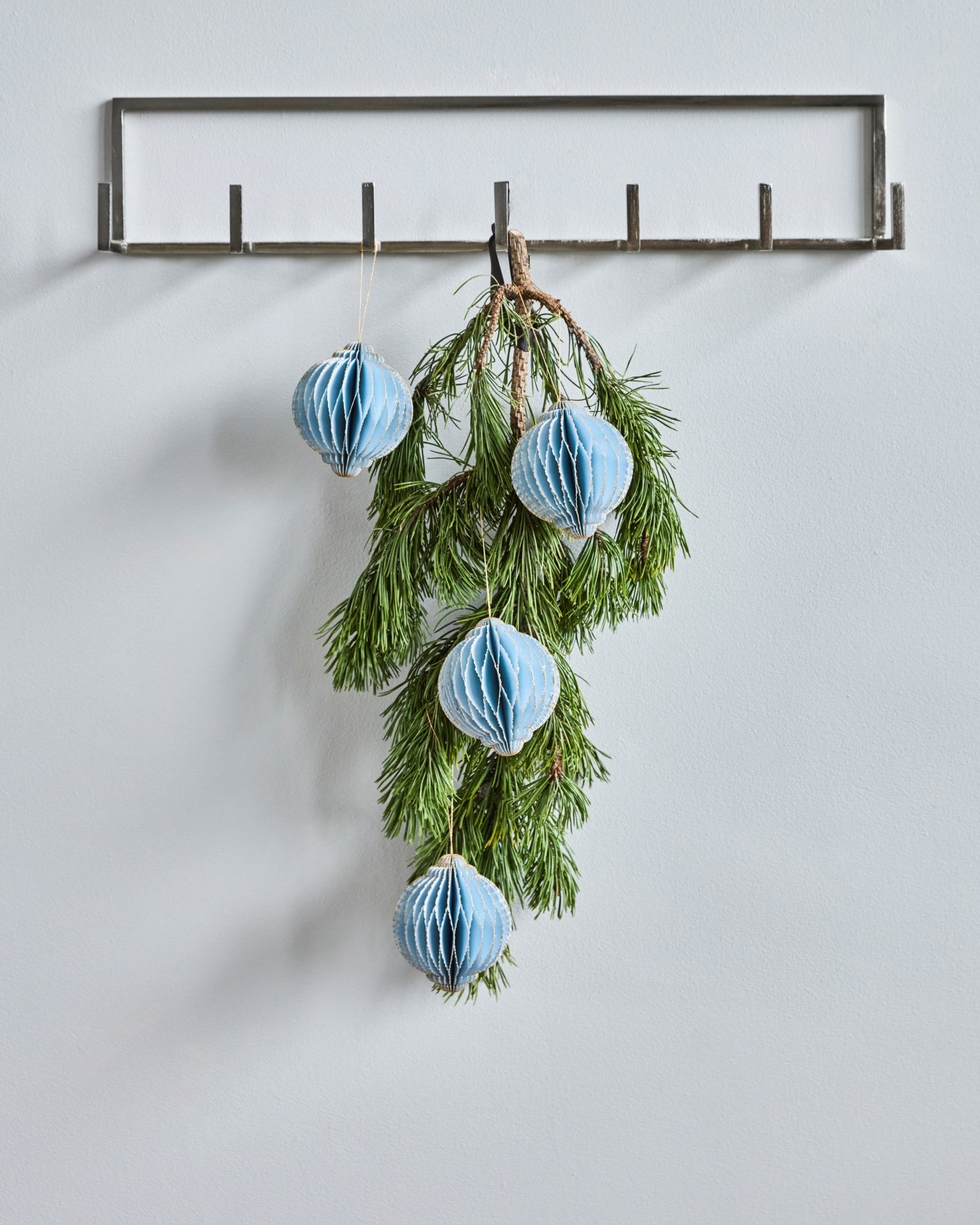 Hängeornament ALSTA Medium | Light blue - Golden