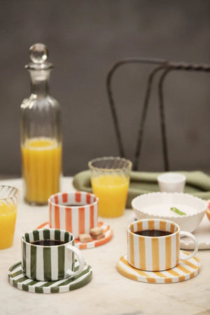Tasse mit Unterteller MONICA | Grün / Weiss