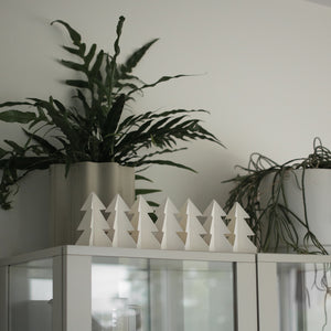 Tree in a row | Weiss